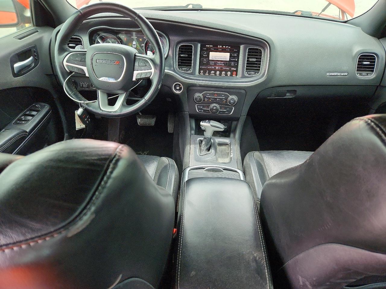 Dodge Charger Sxt