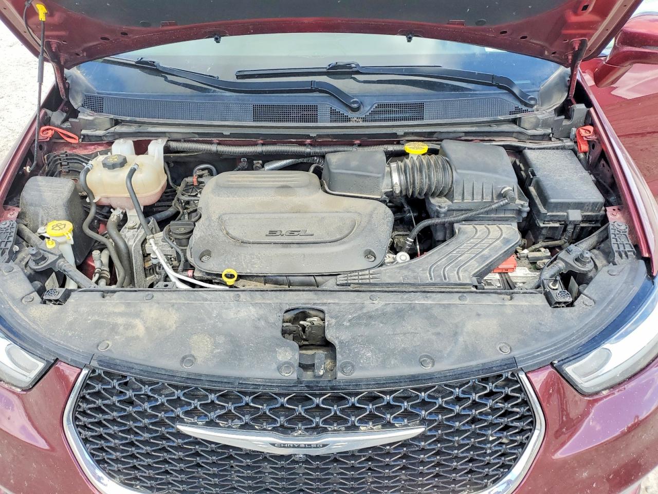 Chrysler Pacifica Touring L