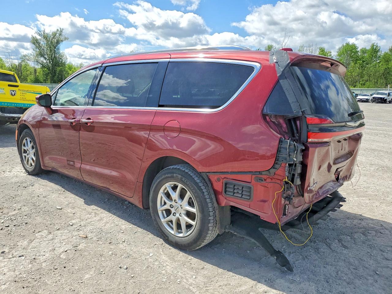 Chrysler Pacifica Touring L