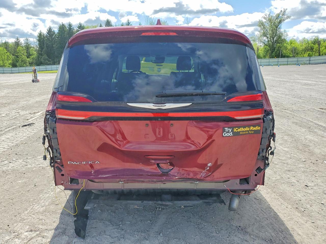Chrysler Pacifica Touring L
