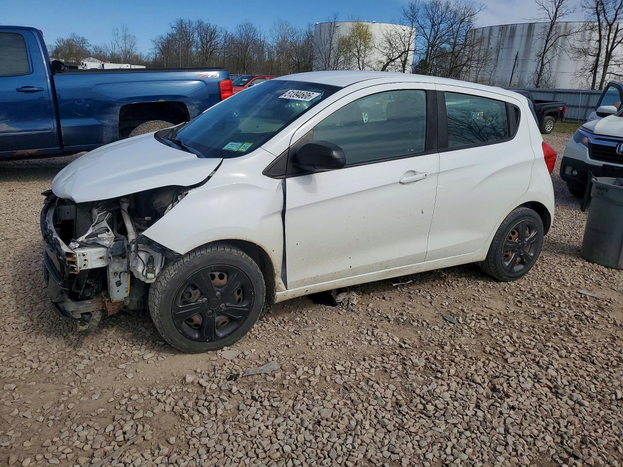 Salvage Chevrolet Spark Image