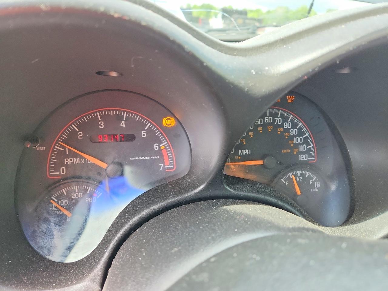 Pontiac Grandam Se1