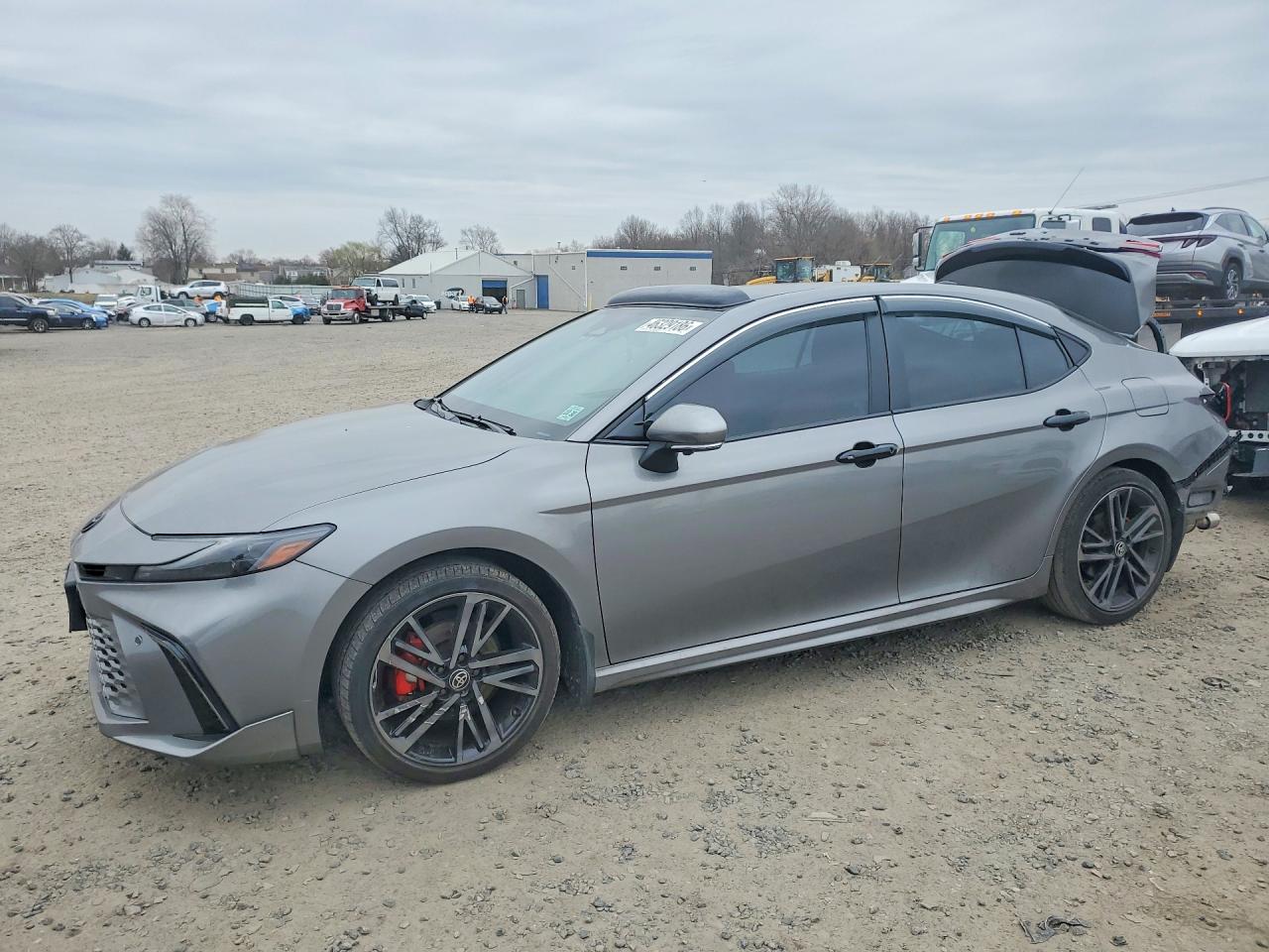 Salvage Toyota Camry Image