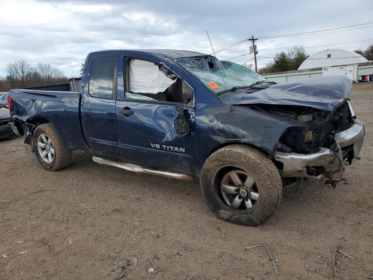 Nissan Titan Sv