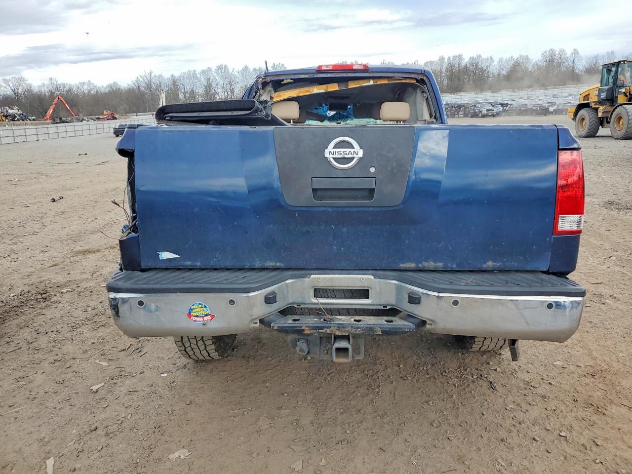 Nissan Titan Sv