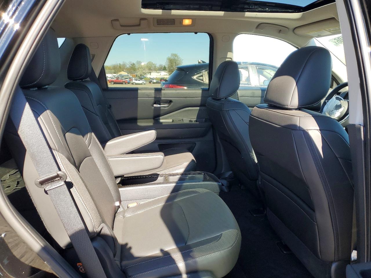 Nissan Pathfinder Sl