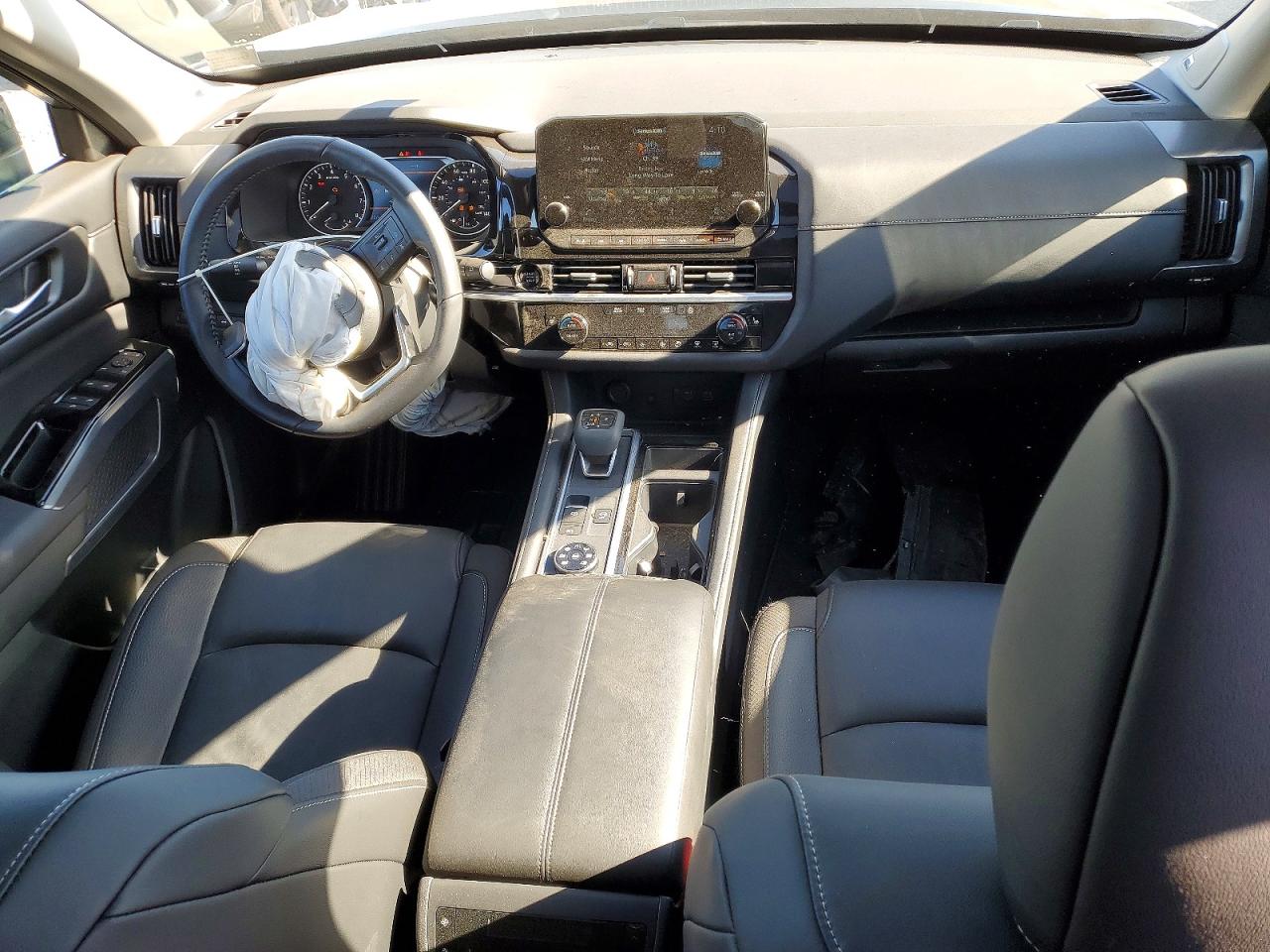 Nissan Pathfinder Sl