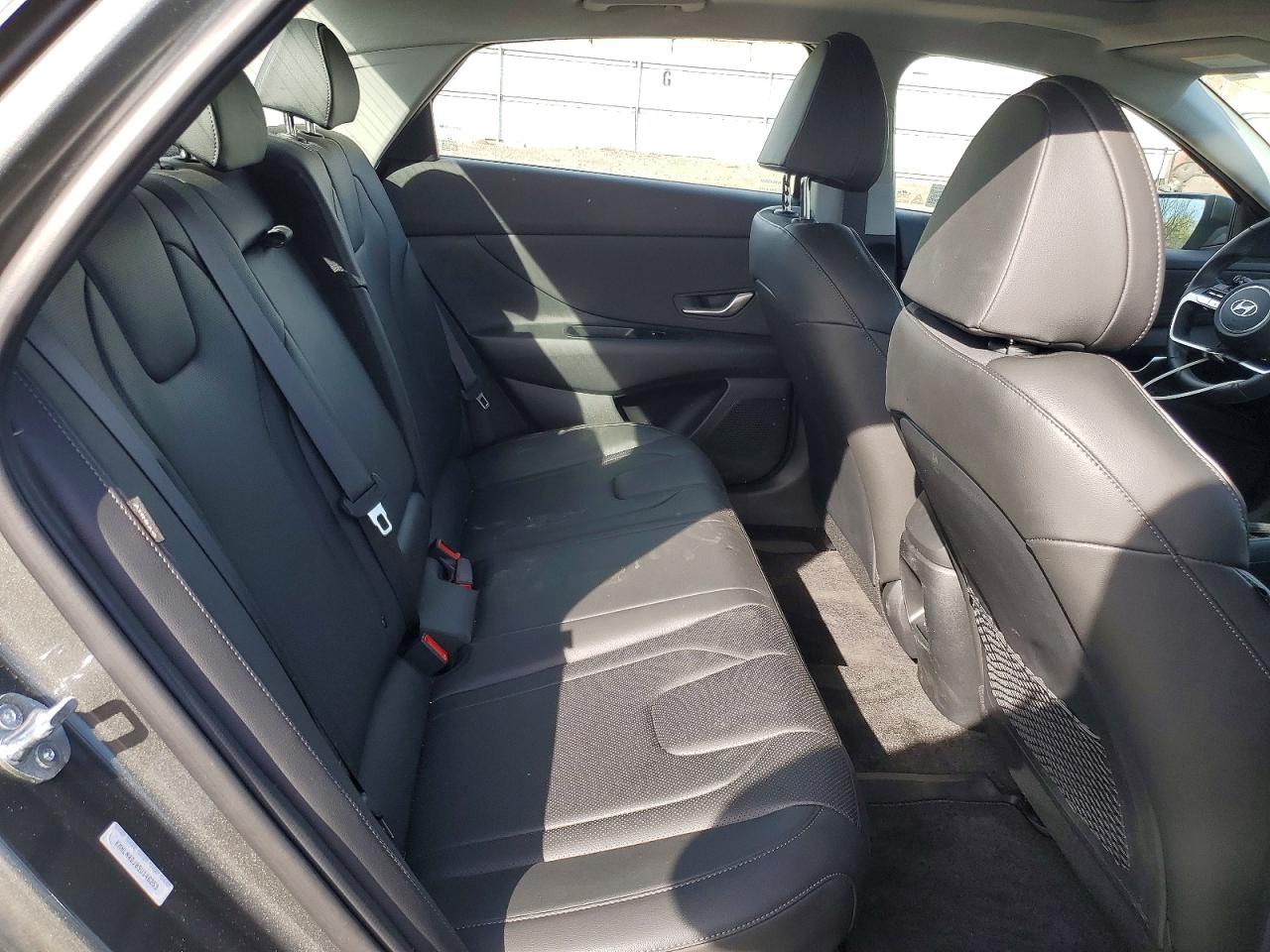 Hyundai ELANTRA Limited