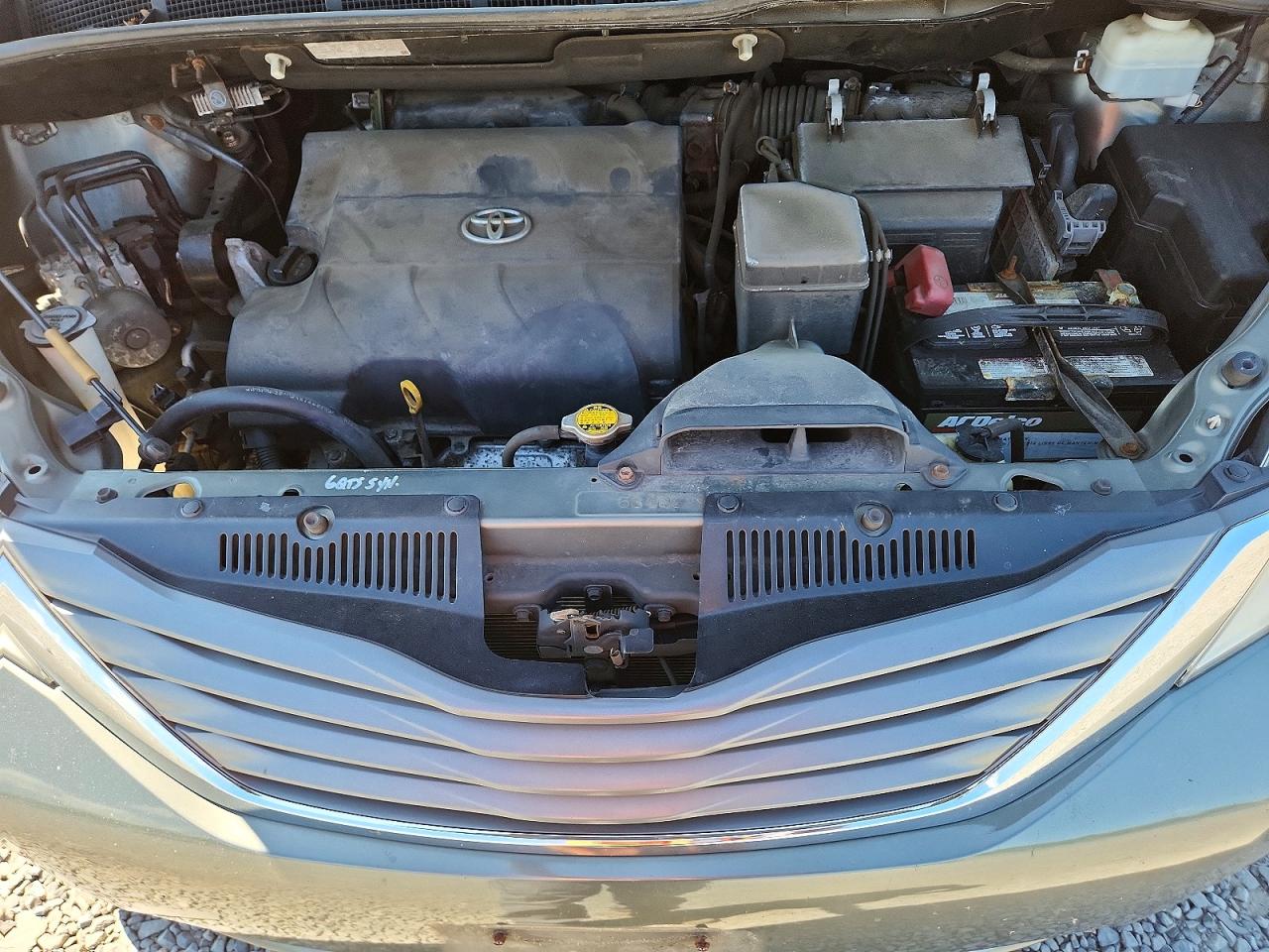 Toyota Sienna Xle 7-passenger