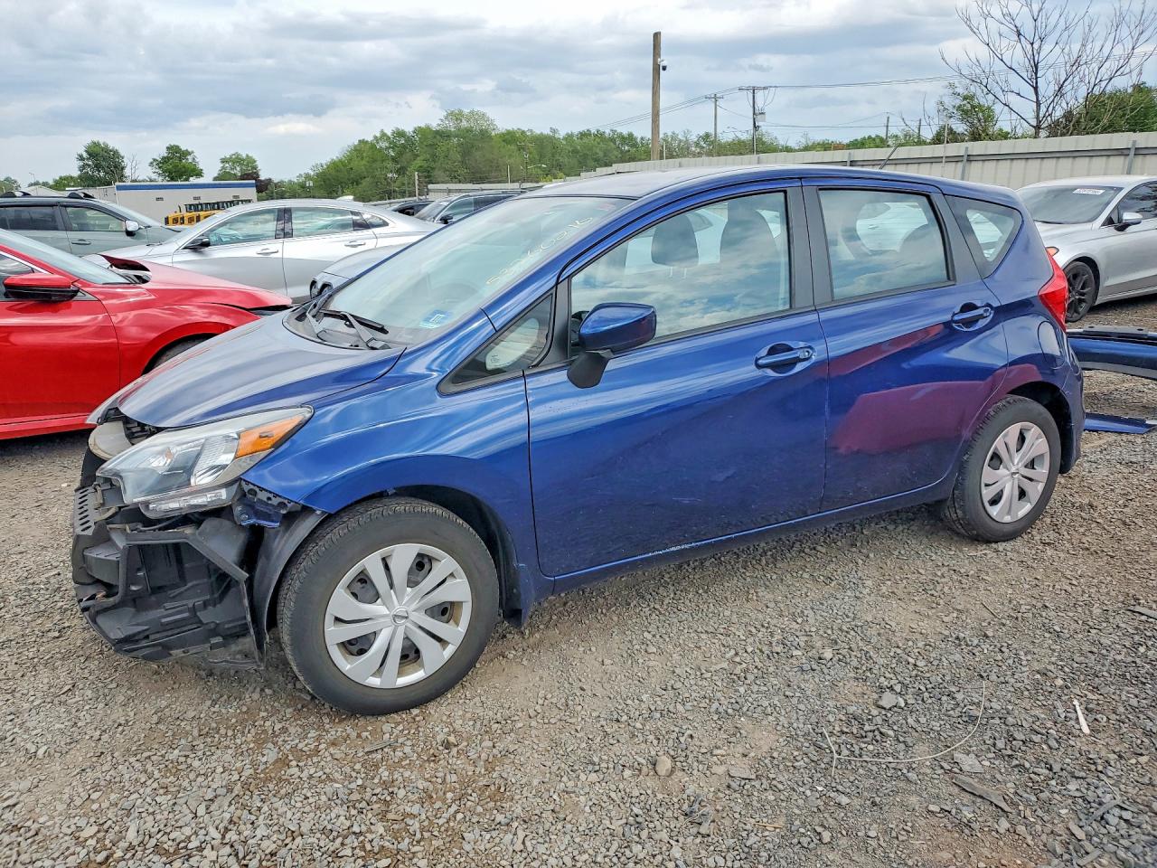 Salvage Nissan Versa Image