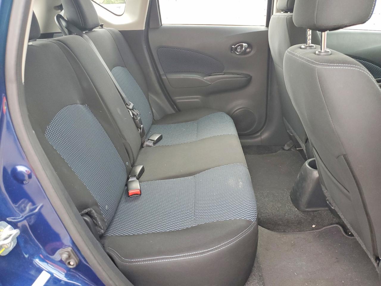 Nissan Versa Sv