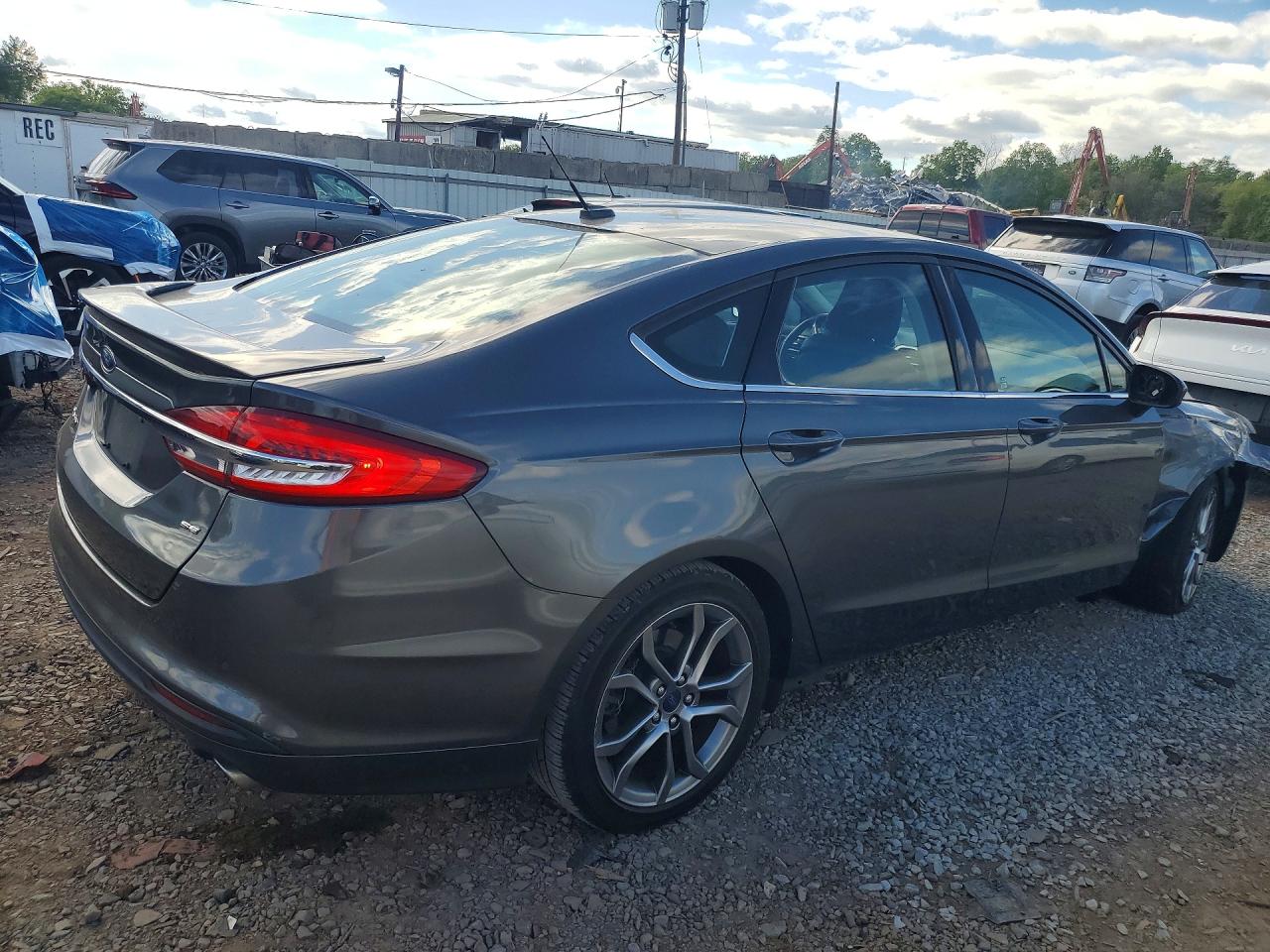 Ford Fusion Se