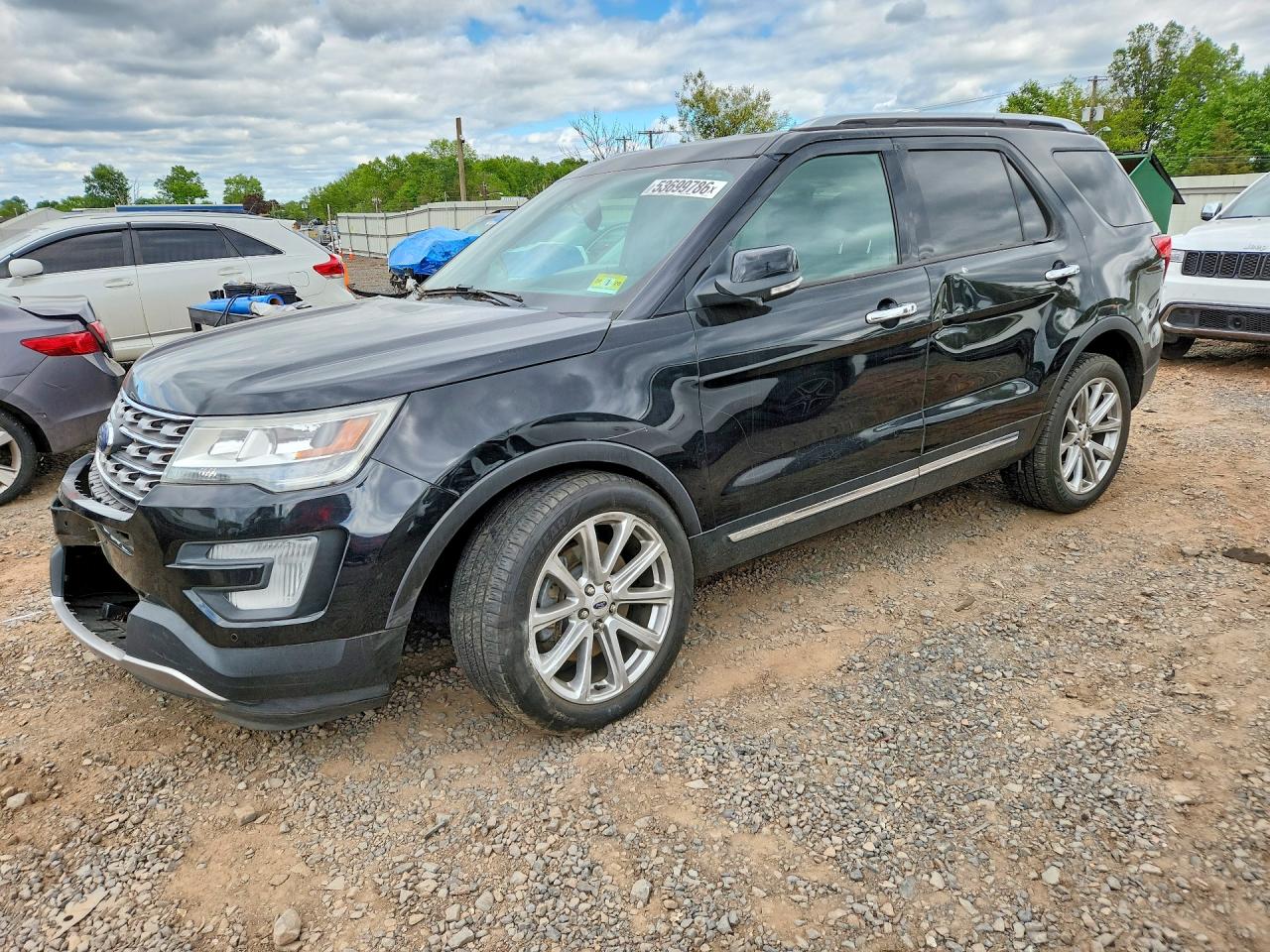 Salvage Ford Explorer Image