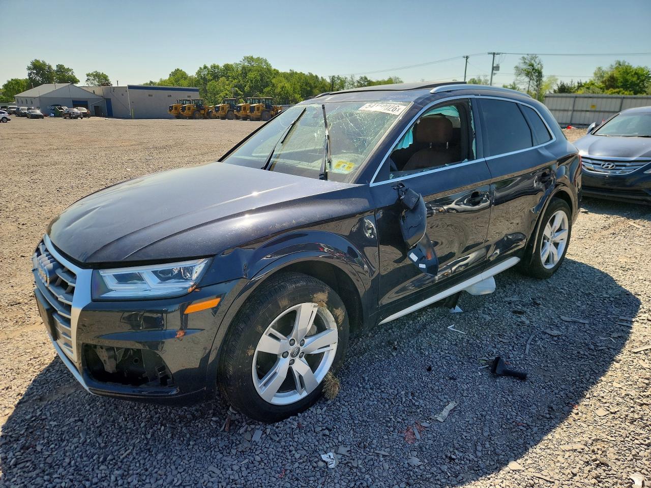 Salvage Audi Q5 Image