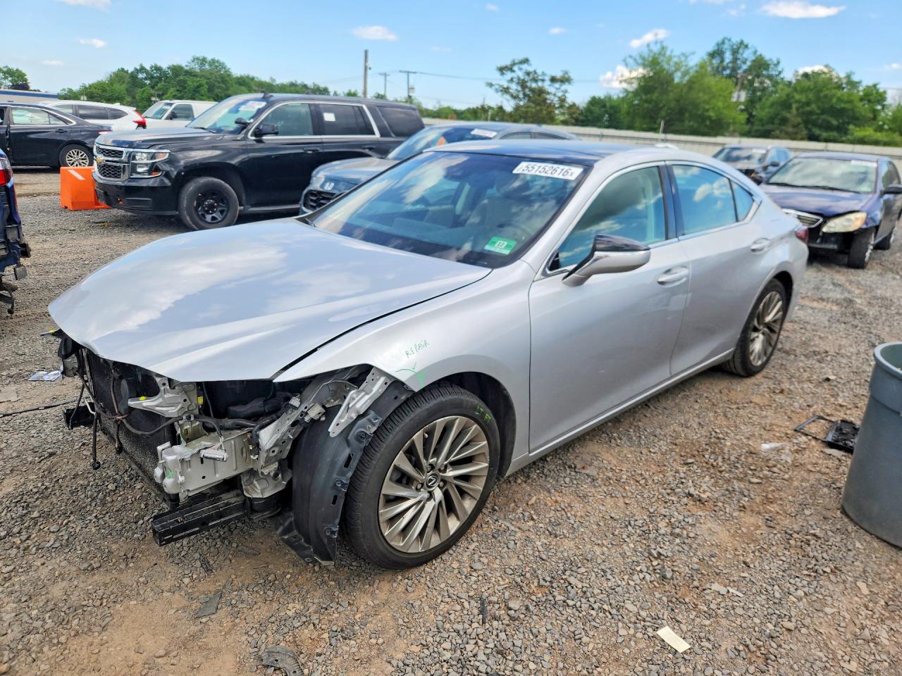 Salvage Lexus Es Image
