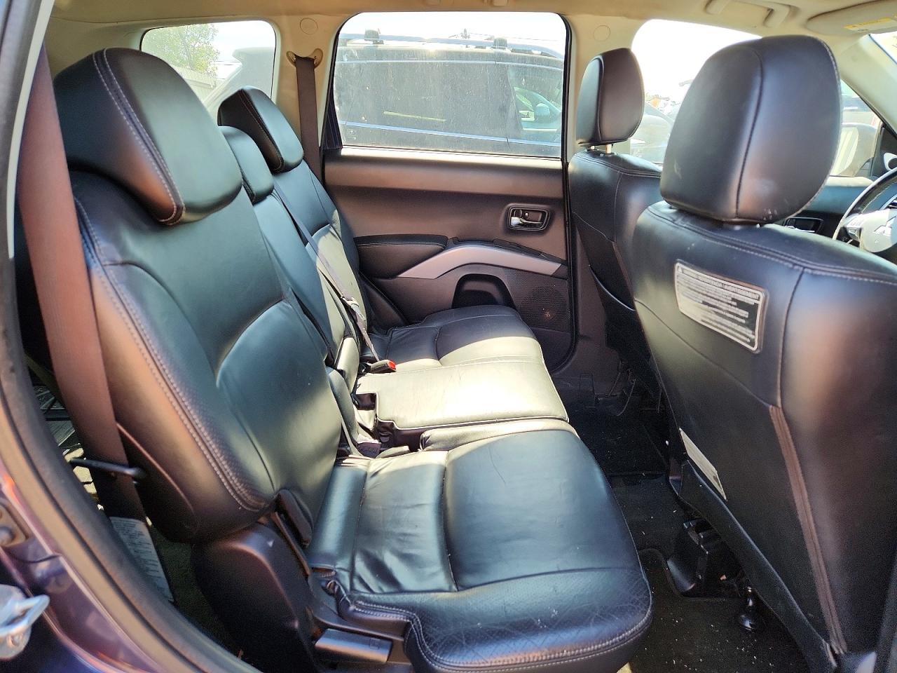 Mitsubishi Outlander Xls