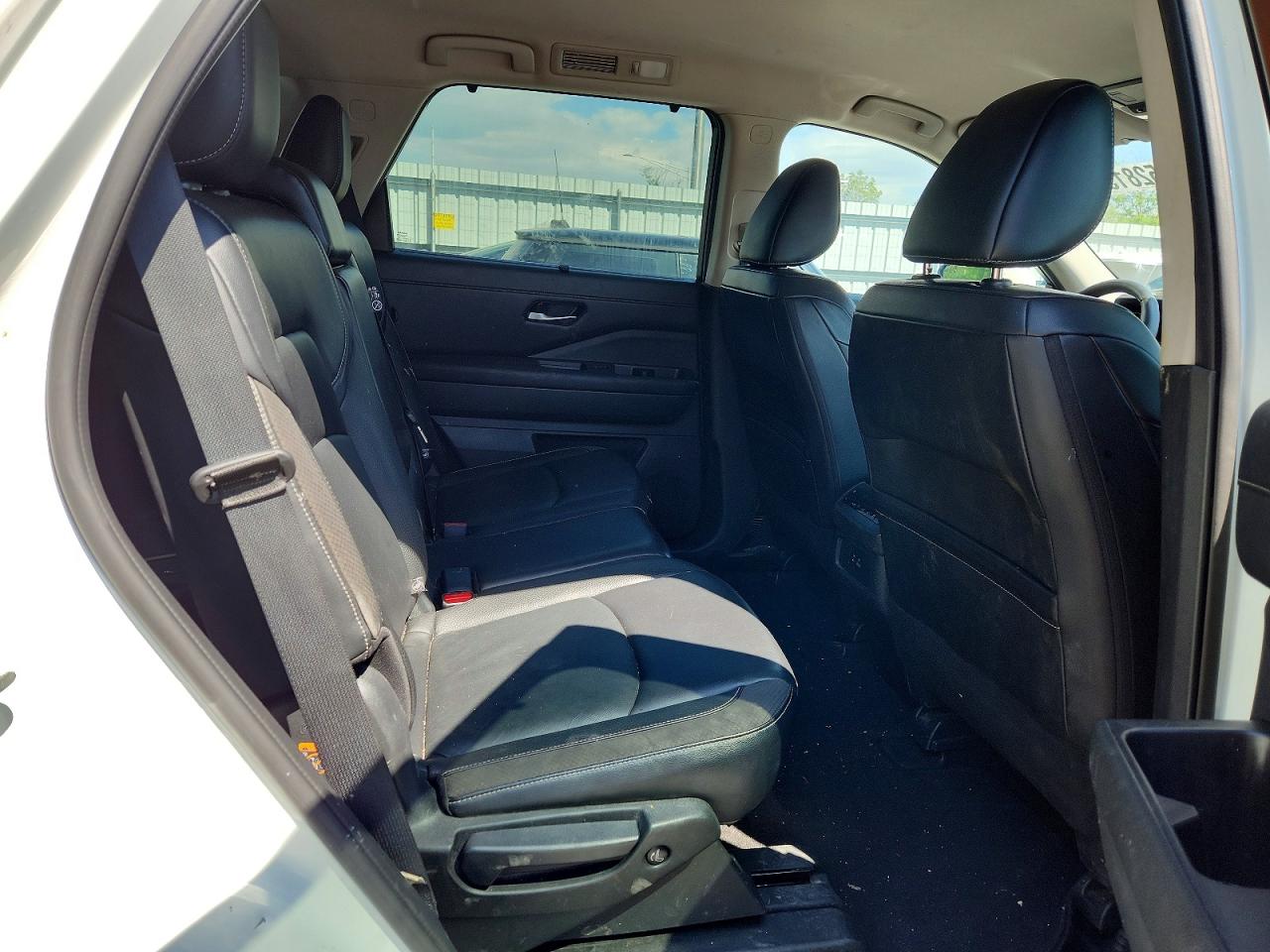 Nissan Pathfinder Sl