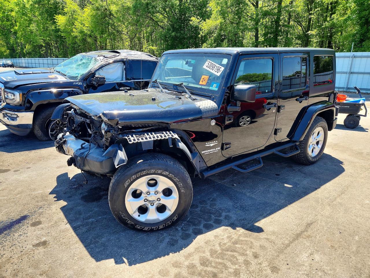 Salvage Jeep Wrangler Image