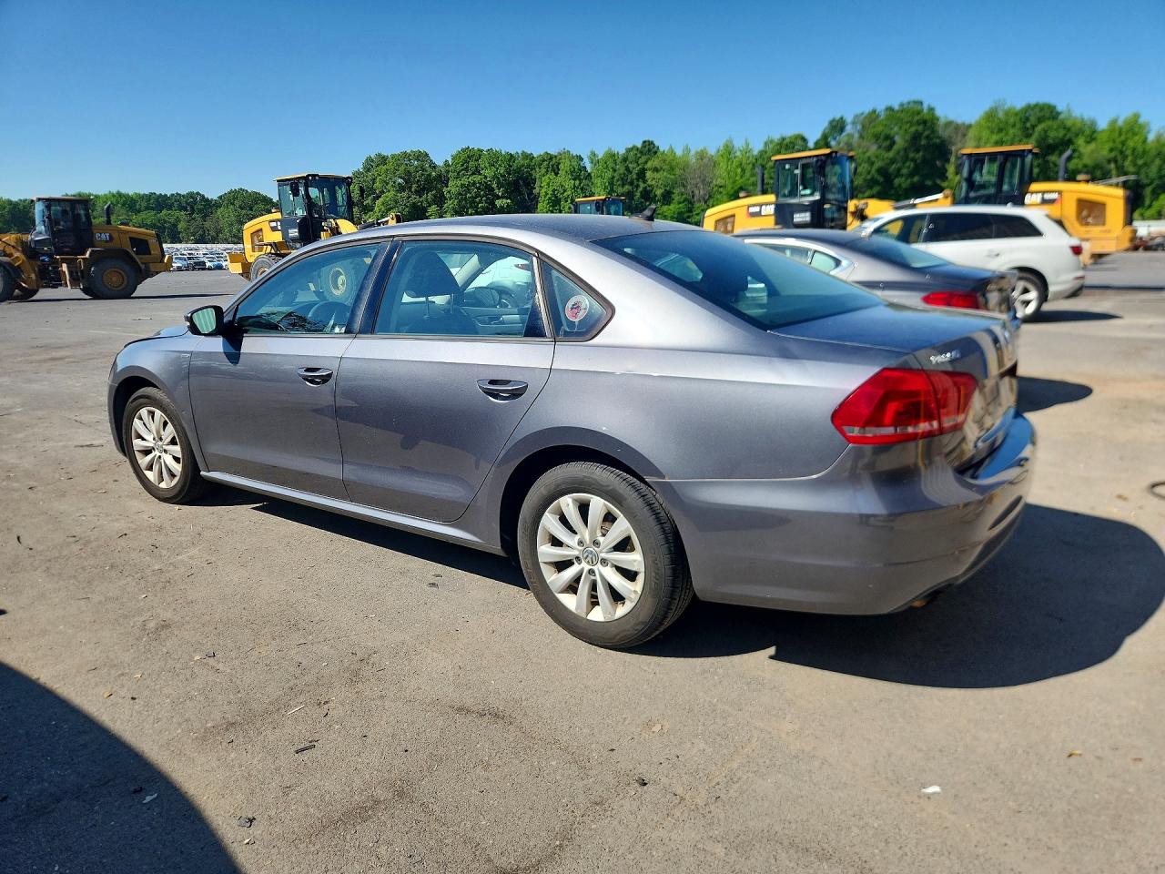 Volkswagen Passat S