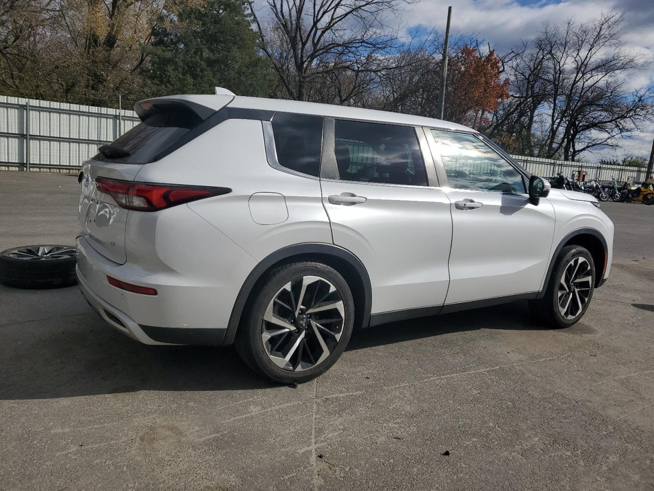 Mitsubishi Outlander Se