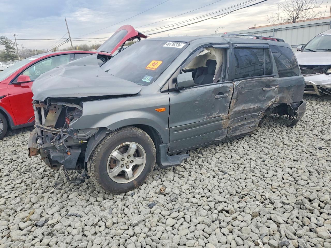 Salvage Honda Pilot Image