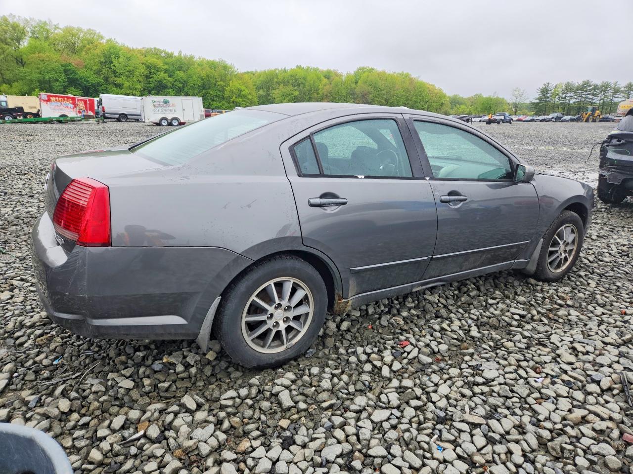 Mitsubishi Galant Es Medium