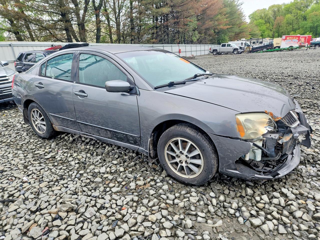 Mitsubishi Galant Es Medium