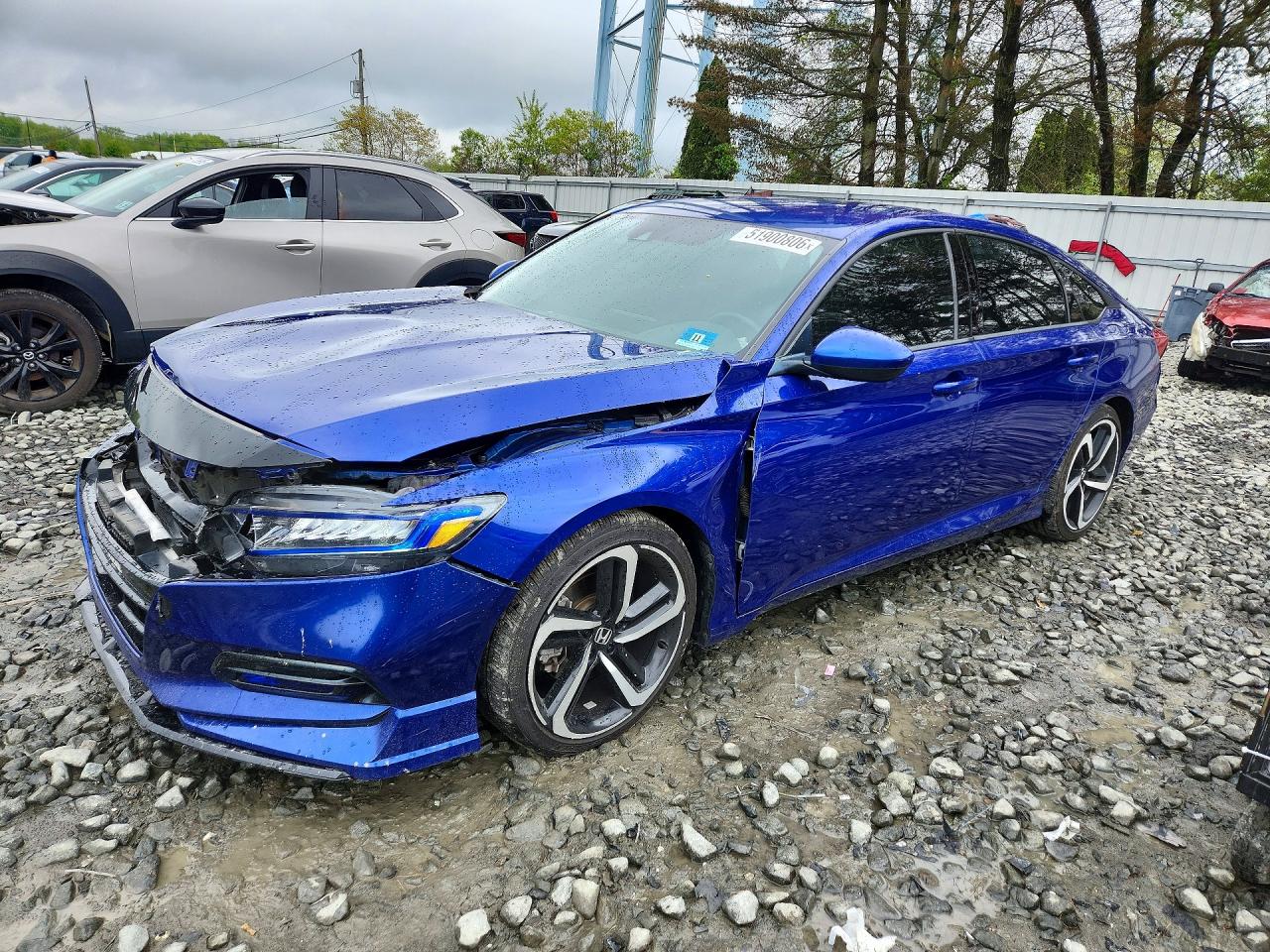 Salvage Honda Accord Image