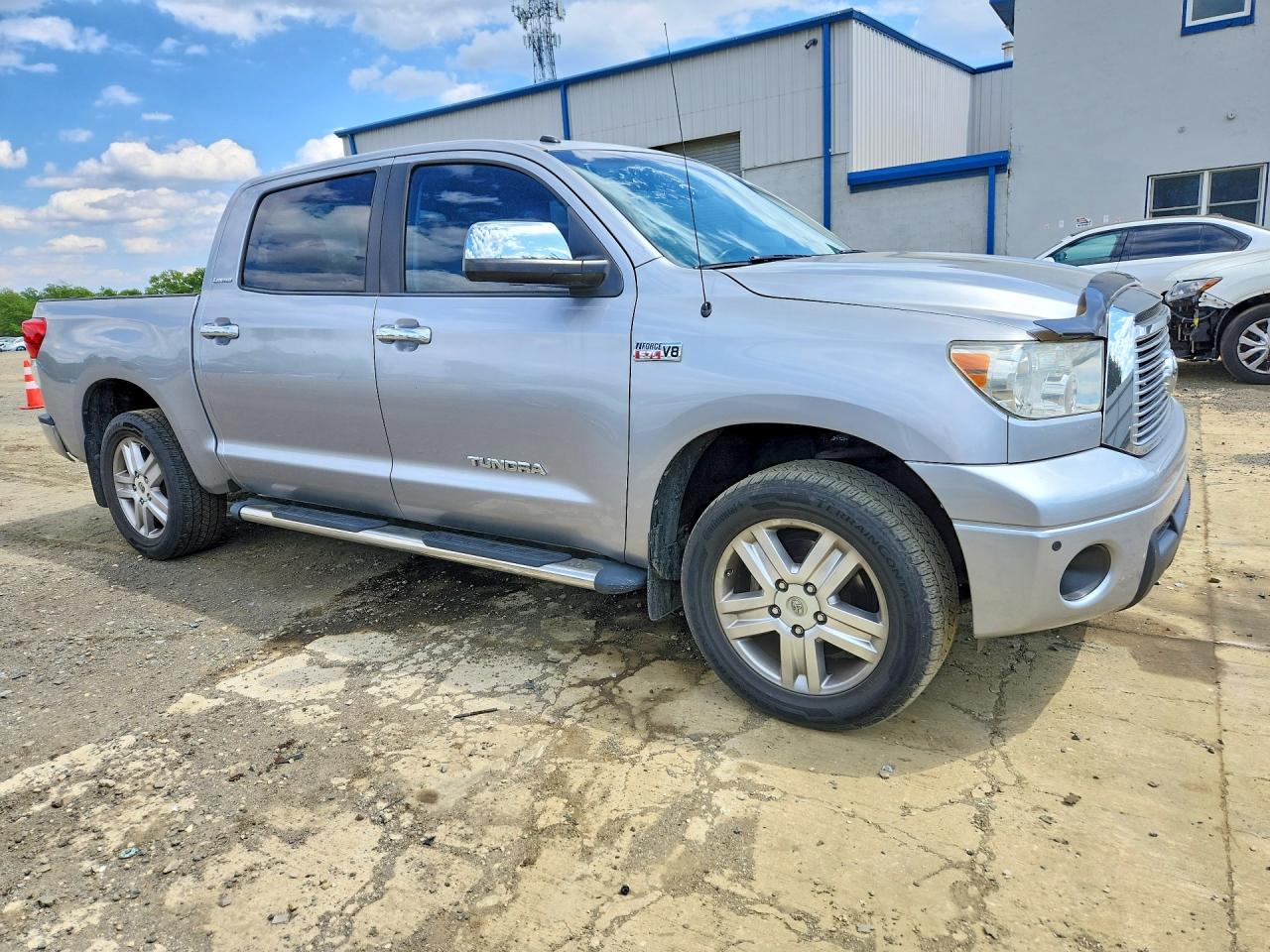 Toyota Tundra Crewmax Limited