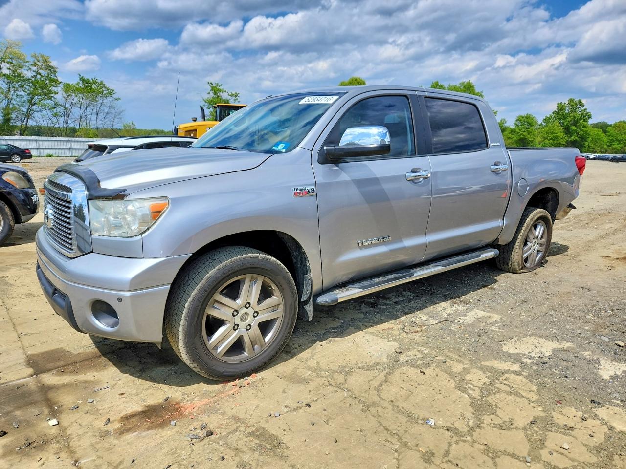 Salvage Toyota Tundra Image