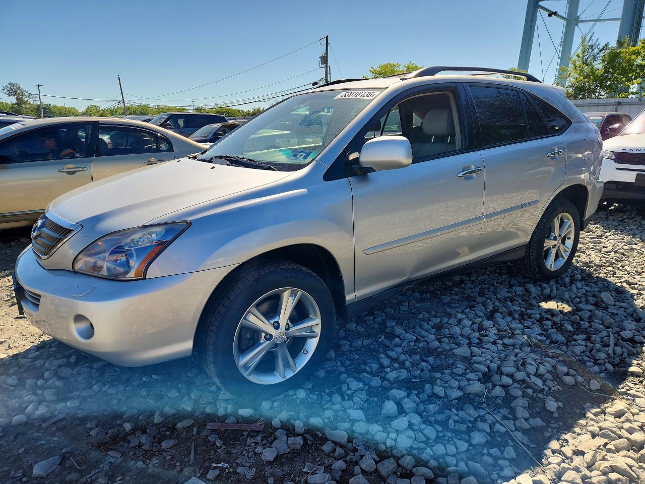 Salvage Lexus RX Image