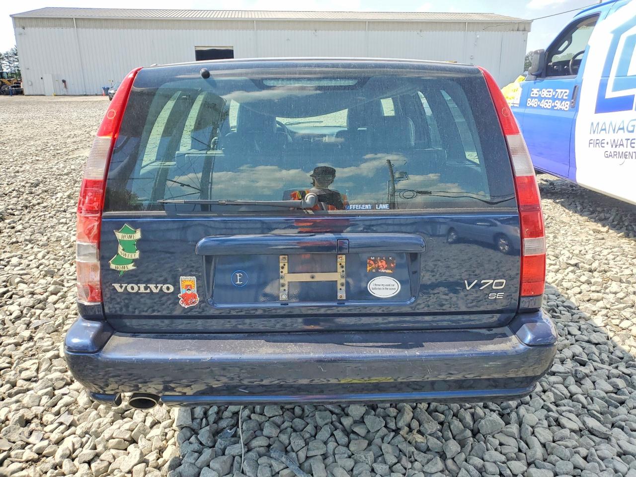 Volvo V70 Base