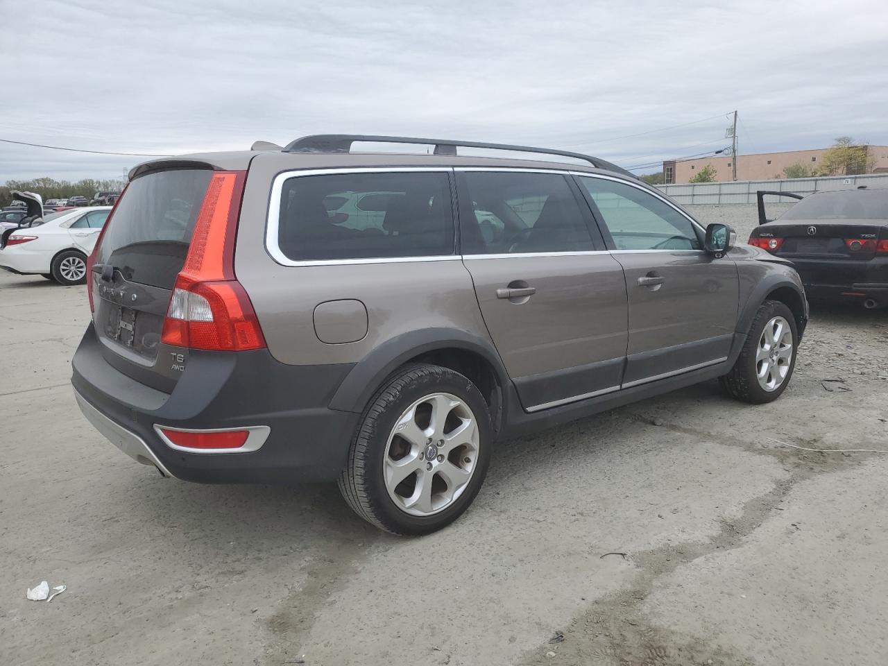 Volvo XC70 T6