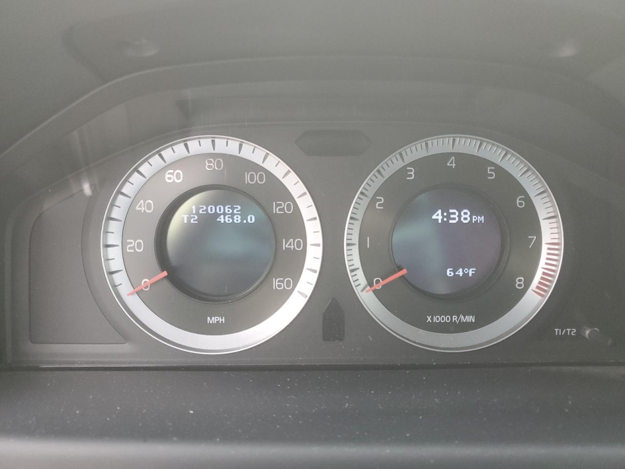 Volvo XC70 T6
