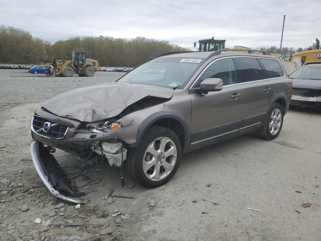 Salvage Volvo XC70 Image