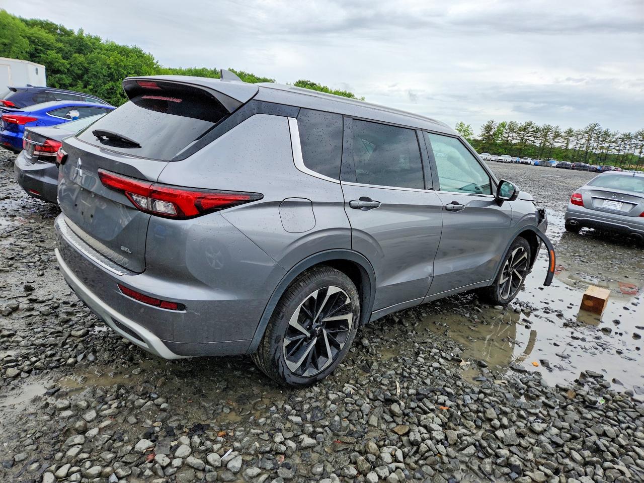 Mitsubishi Outlander Sel