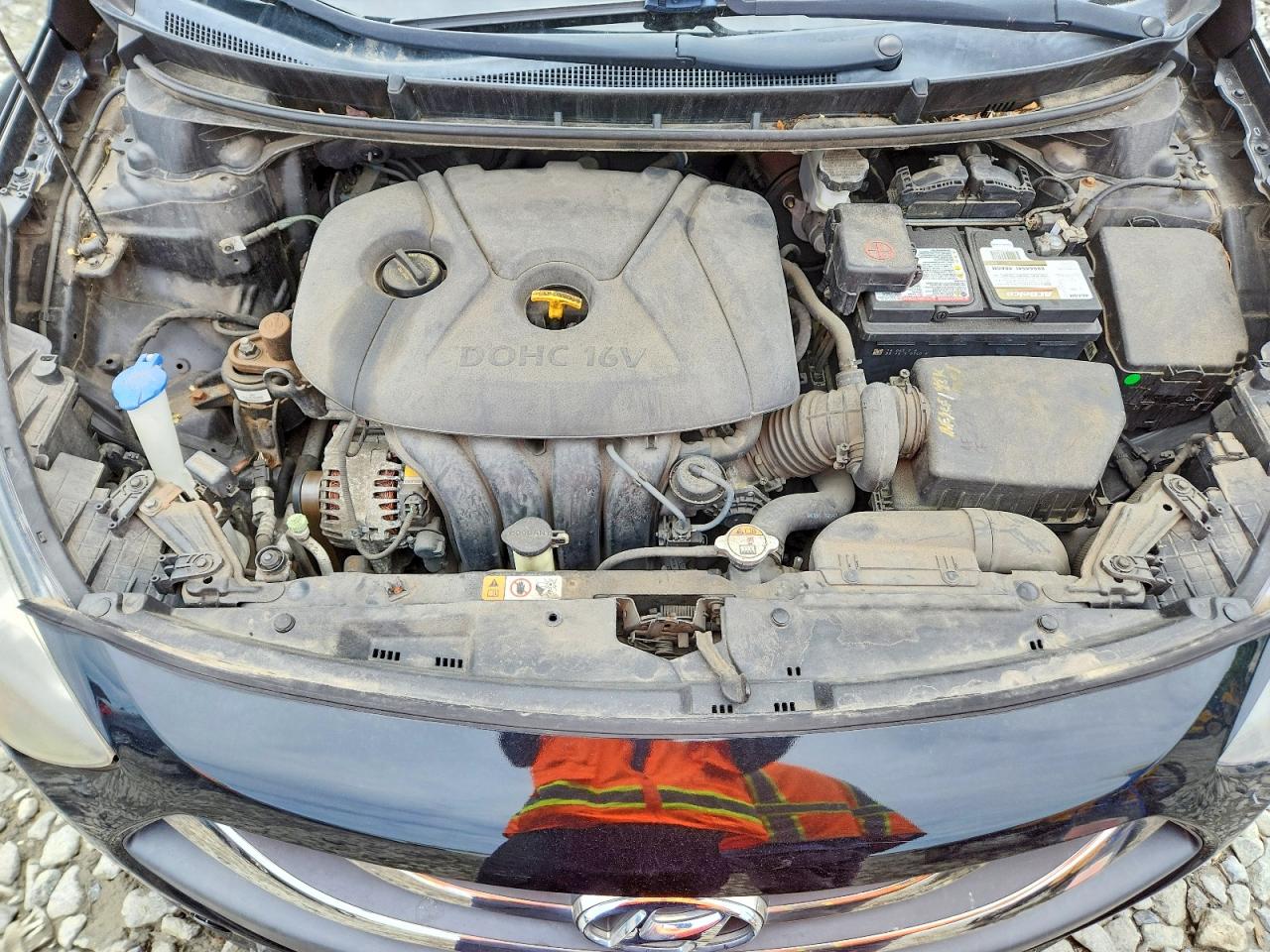 Hyundai ELANTRA Base