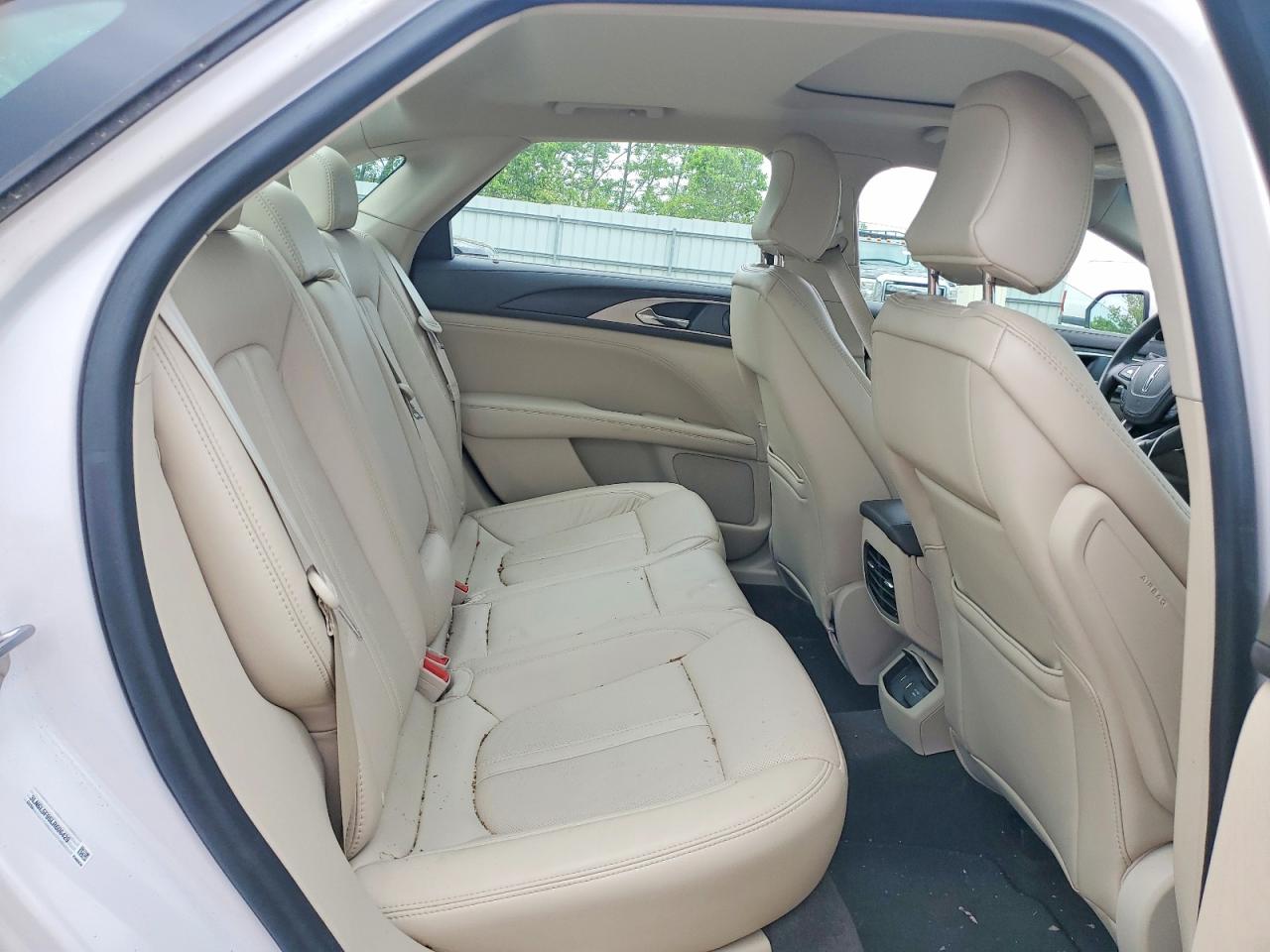 Lincoln MKZ Reserve