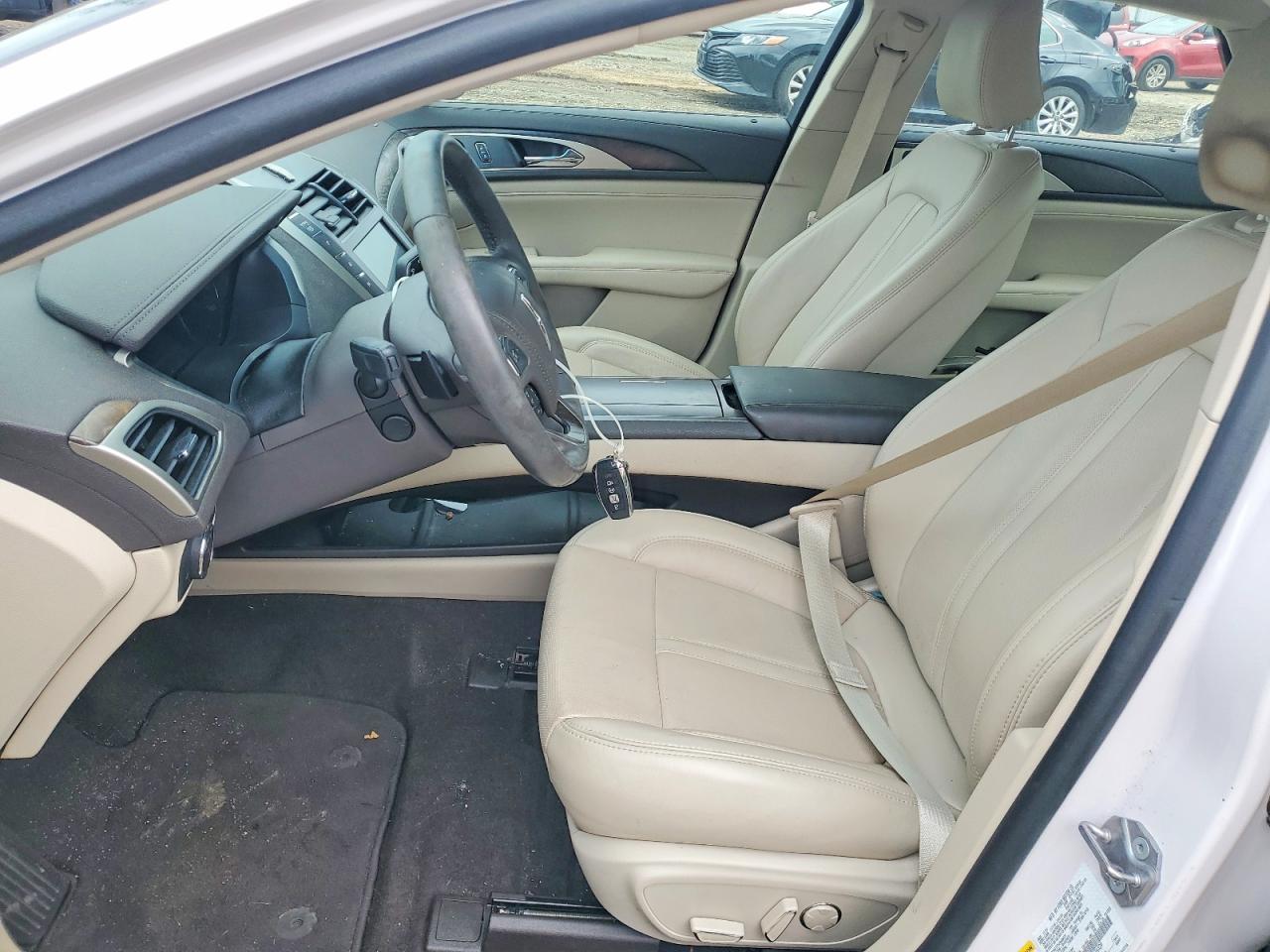Lincoln MKZ Reserve