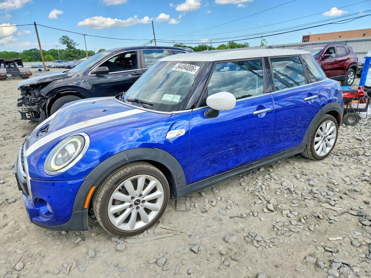 Salvage MINI Cooper Image