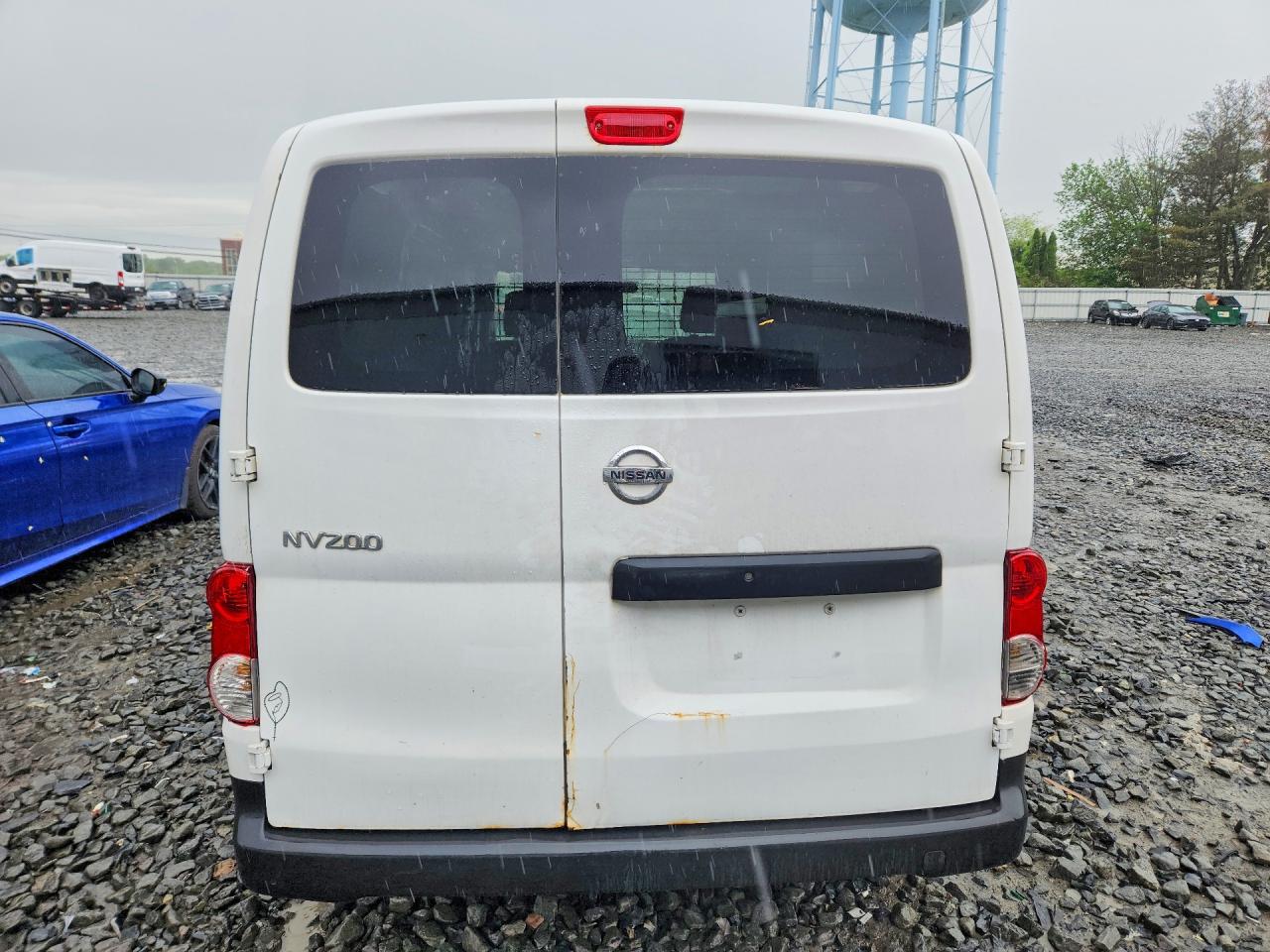 Nissan Nv S