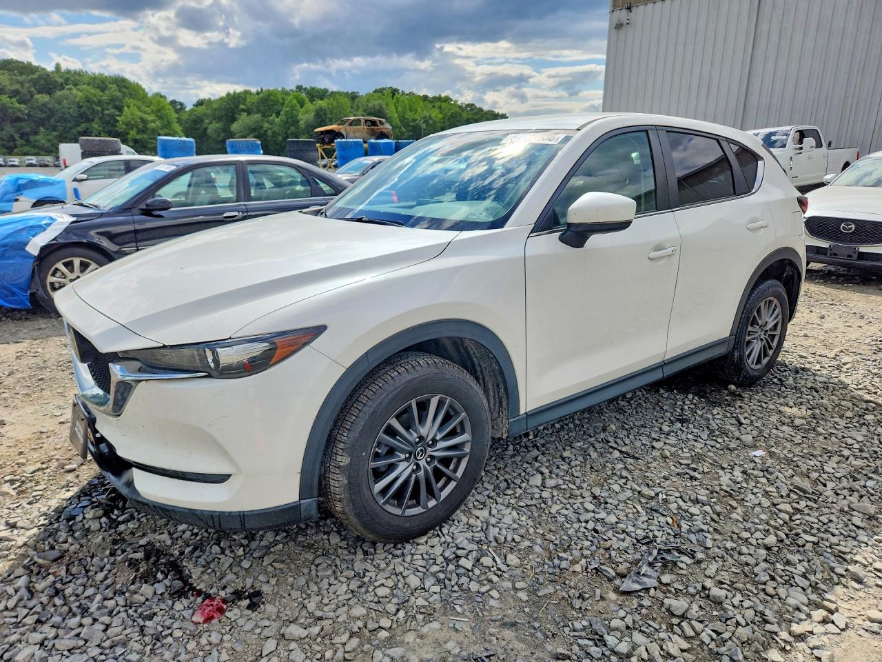 Salvage Mazda Cx Image