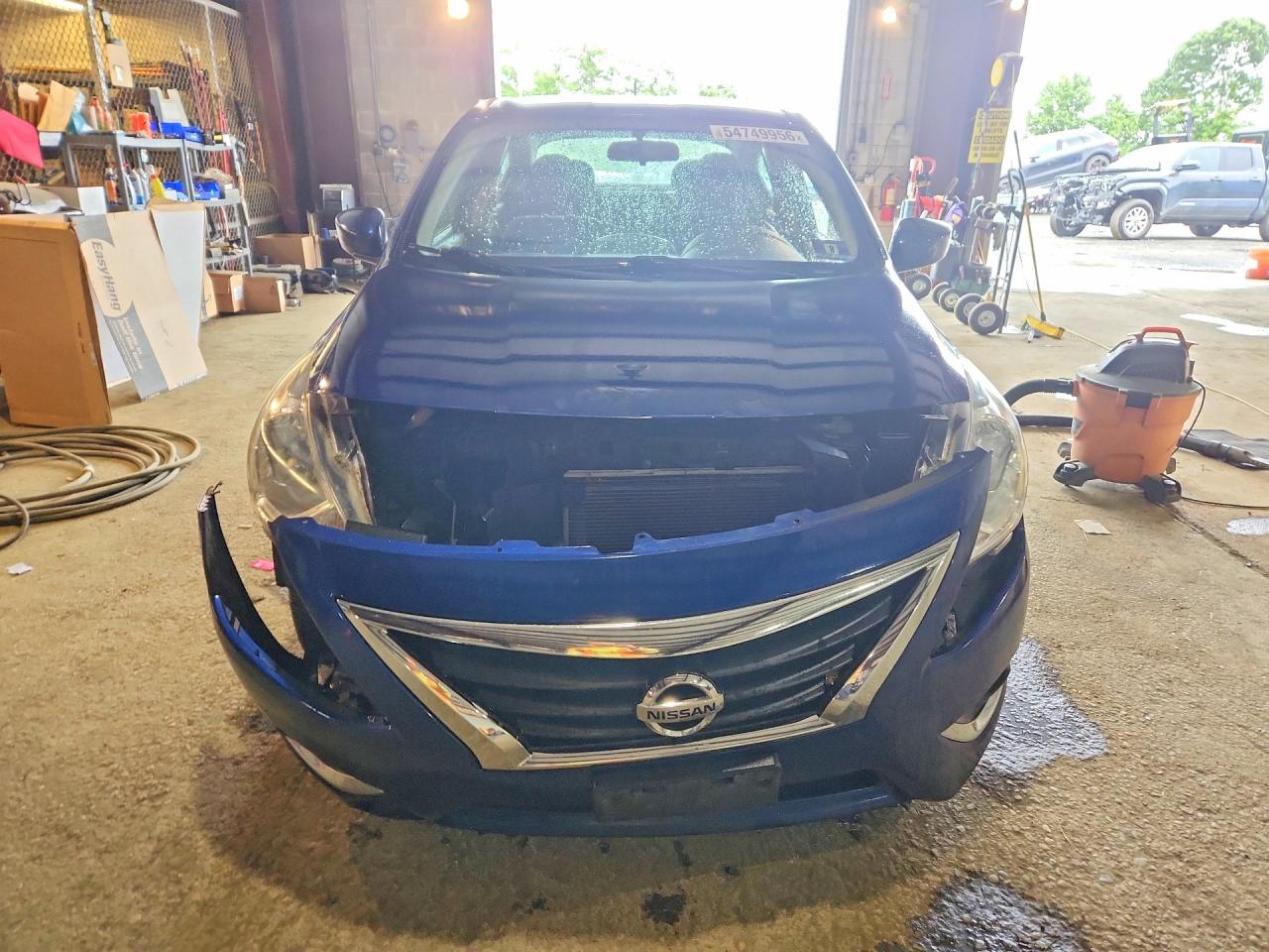 Nissan Versa Sv