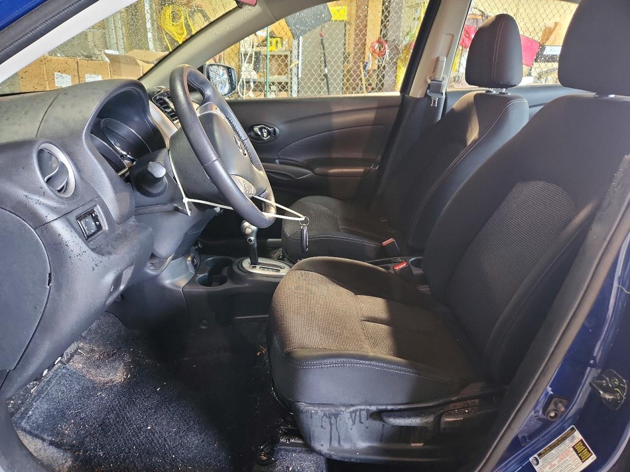 Nissan Versa Sv