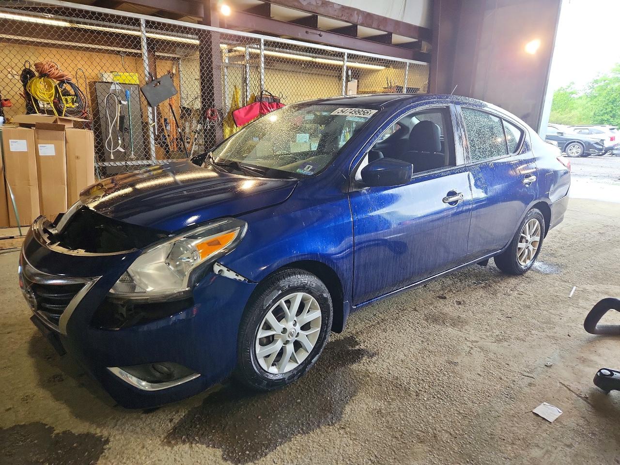 Salvage Nissan Versa Image