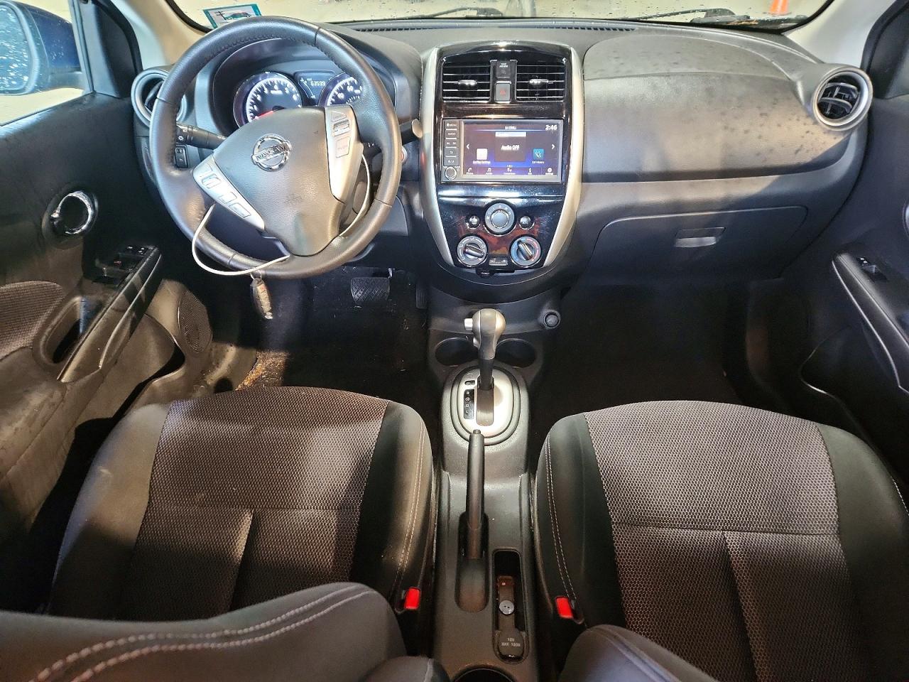 Nissan Versa Sv