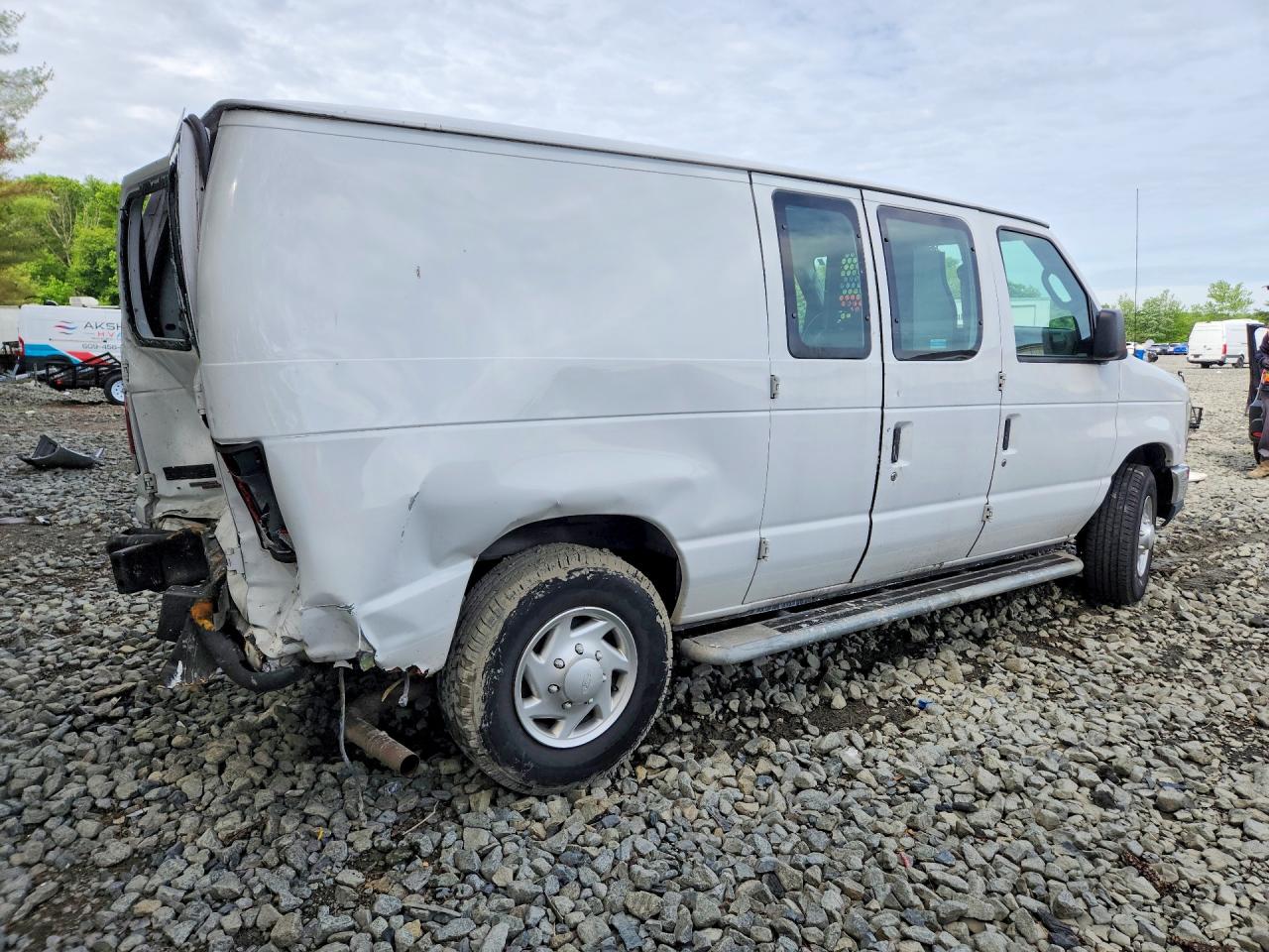 Ford Econoline E250 Van