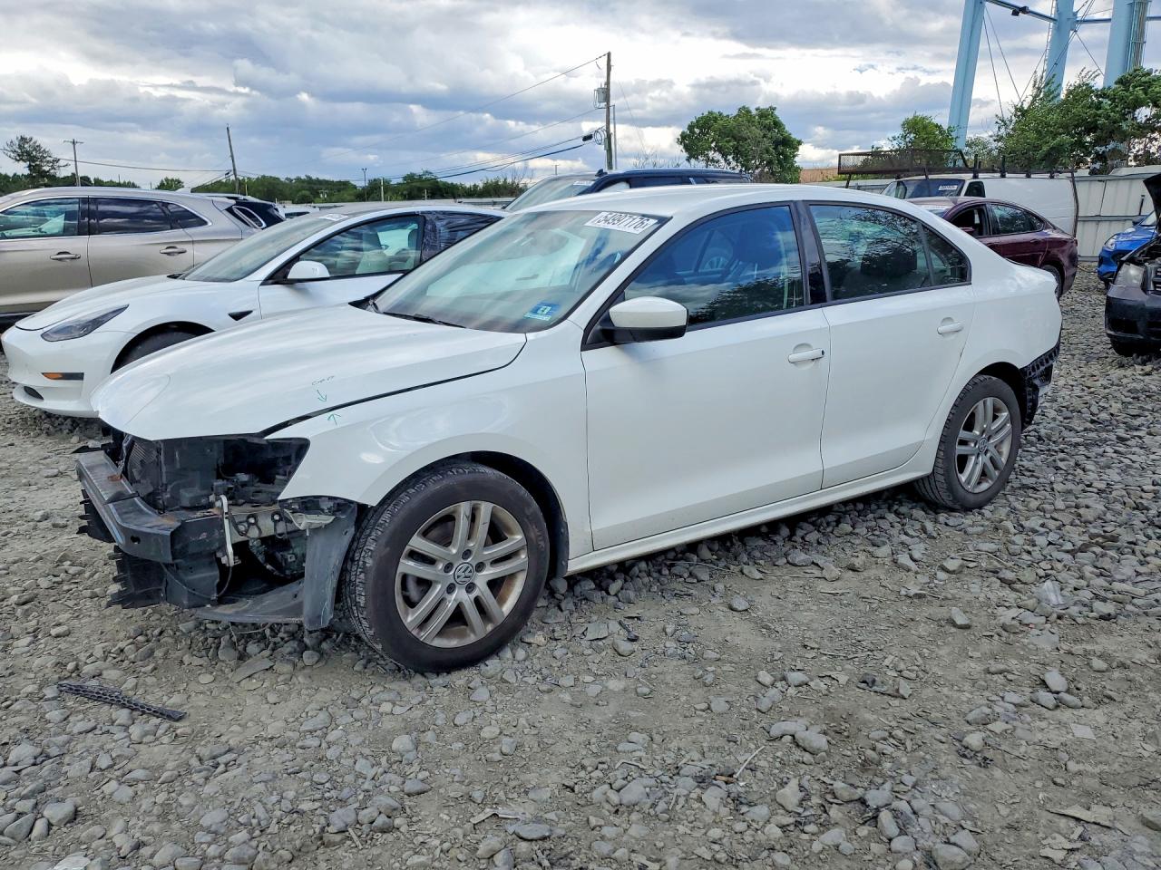 Salvage Volkswagen Jetta Image