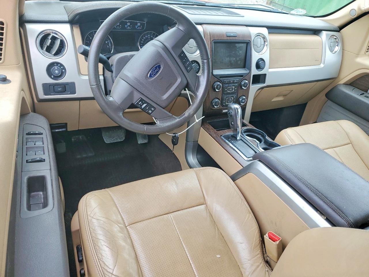 Ford F-150 Super Cab