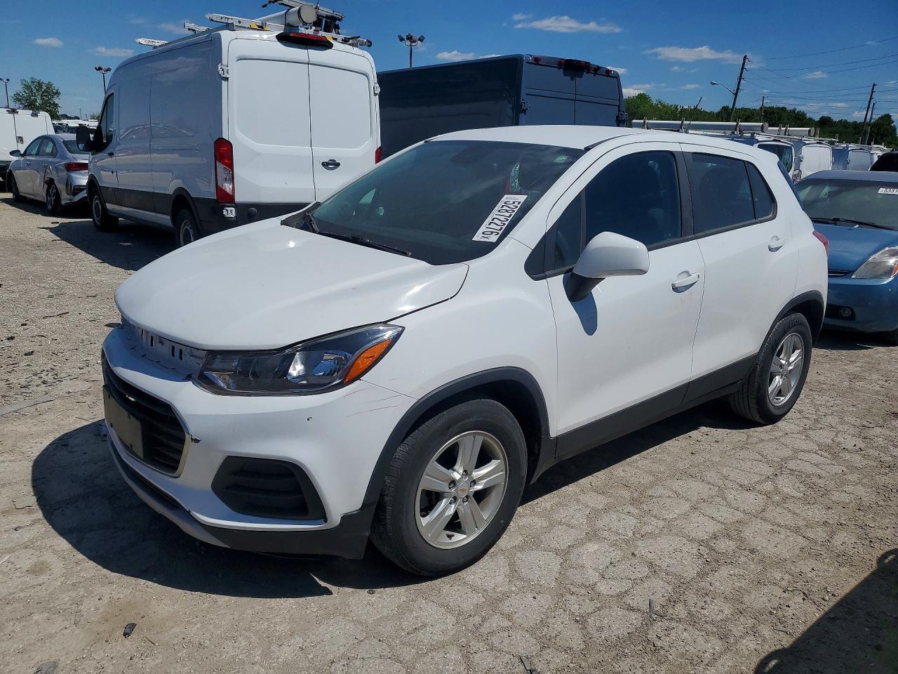 Salvage Chevrolet Trax Image